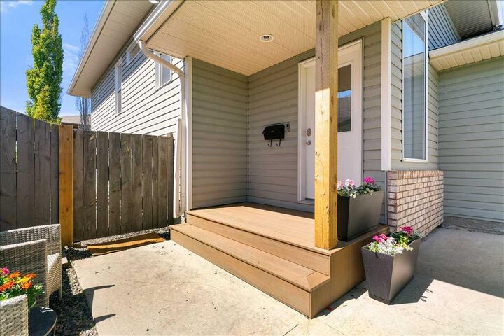 Property Photo: 6620 111 Street AB T8W 2Y9