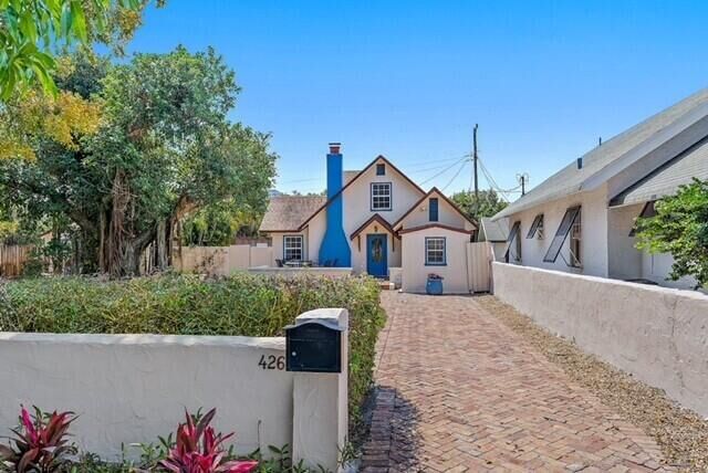 Property Photo: 424 51st Street 426 FL 33407