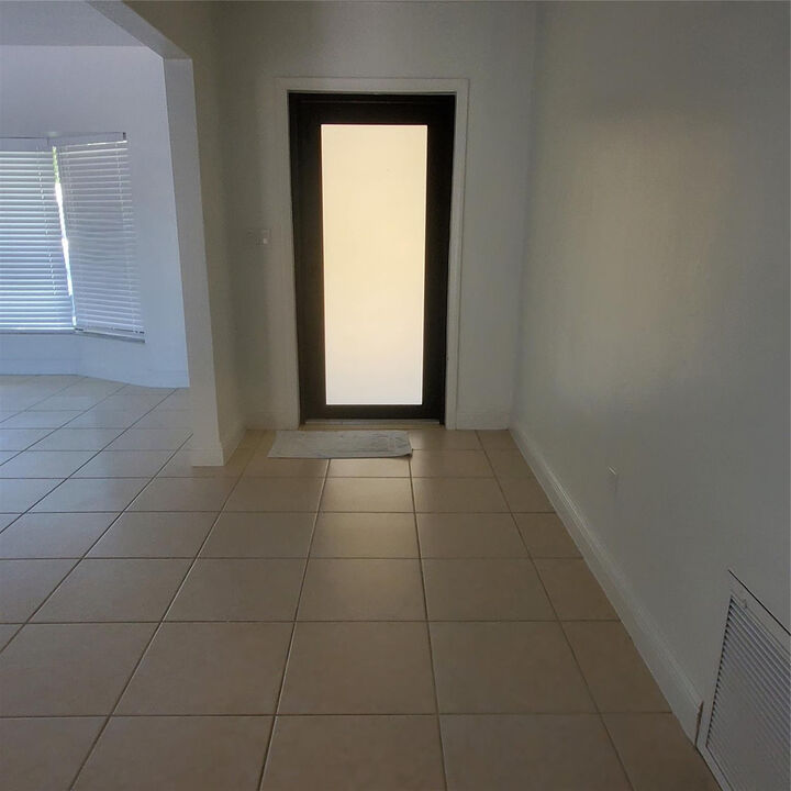 Property Photo:  1421 NW 114th Avenue  FL 33026 