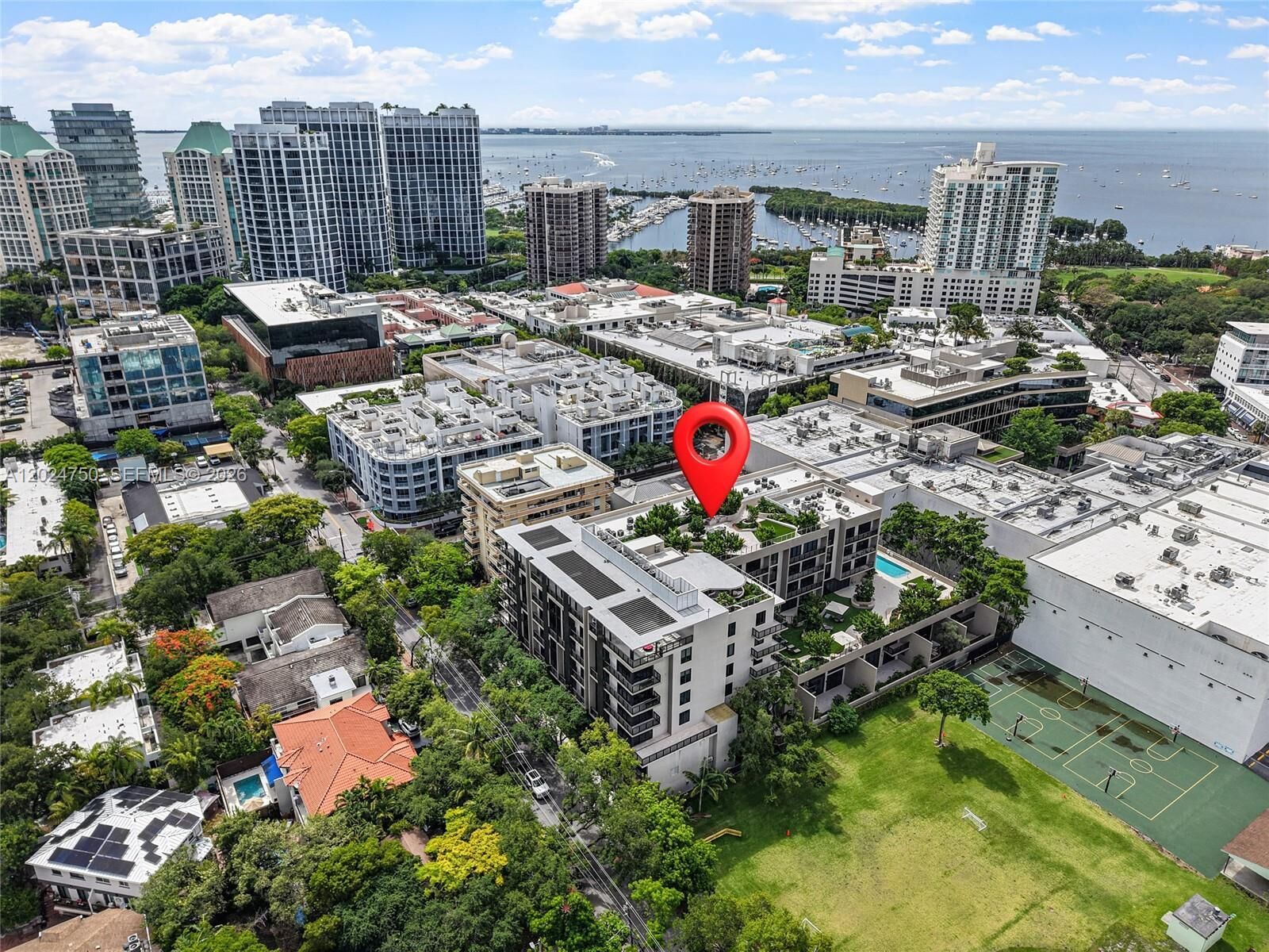 Property Photo:  3034 Oak Ave Lph2  FL 33133 