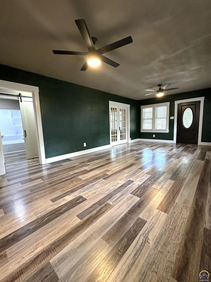 Property Photo:  1213 SW Plass Ave  KS 66604 