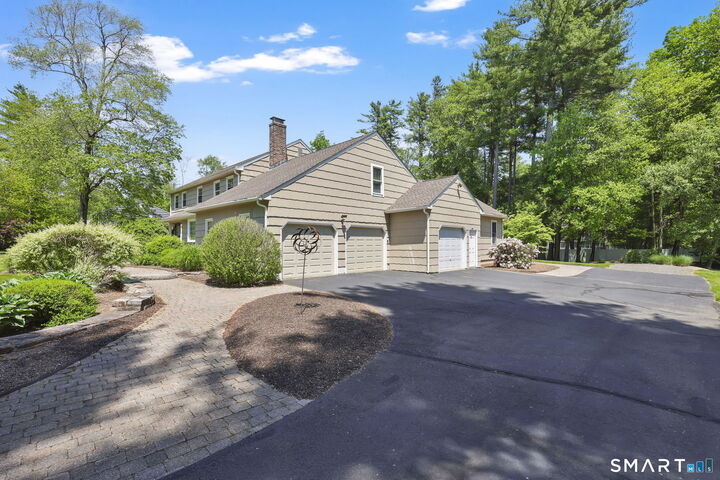 Property Photo: 10 Hampshire Lane CT 06070