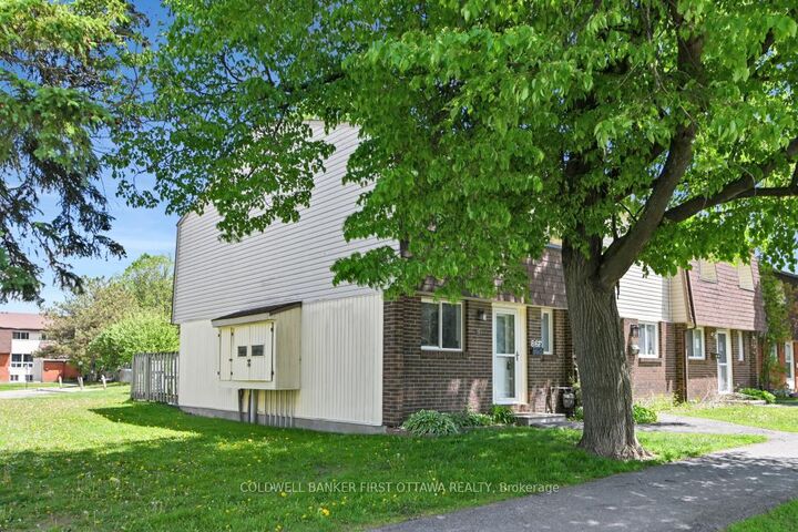 Property Photo:  86F Seyton Drive  ON K2H 8W5 