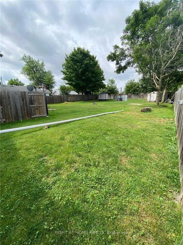 Property Photo:  7870 Yonge Street  ON L9S 1L4 