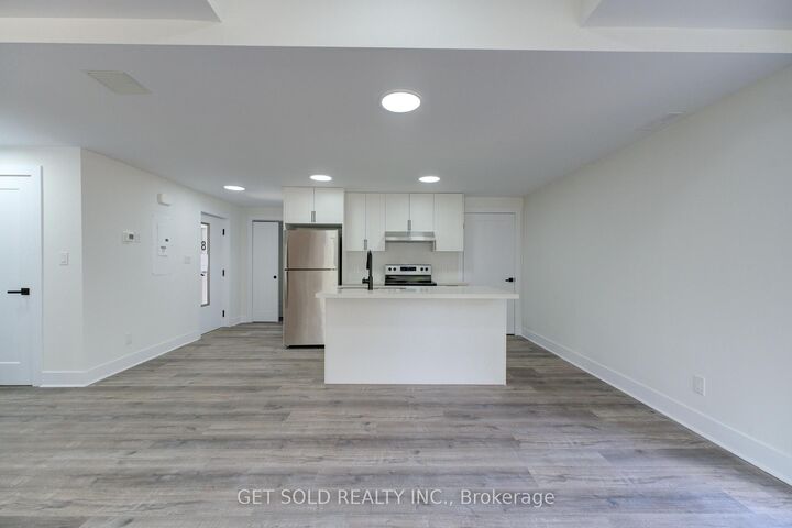 Property Photo: 6701 Thorold Stone Road 8 ON L2J 1B3