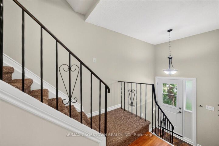 Property Photo: 1095 Mississaga Street W 121 ON L3V 6W7