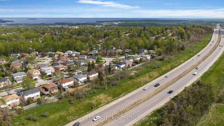 Property Photo: 37 Laurentian Lane ON L3V 7N8