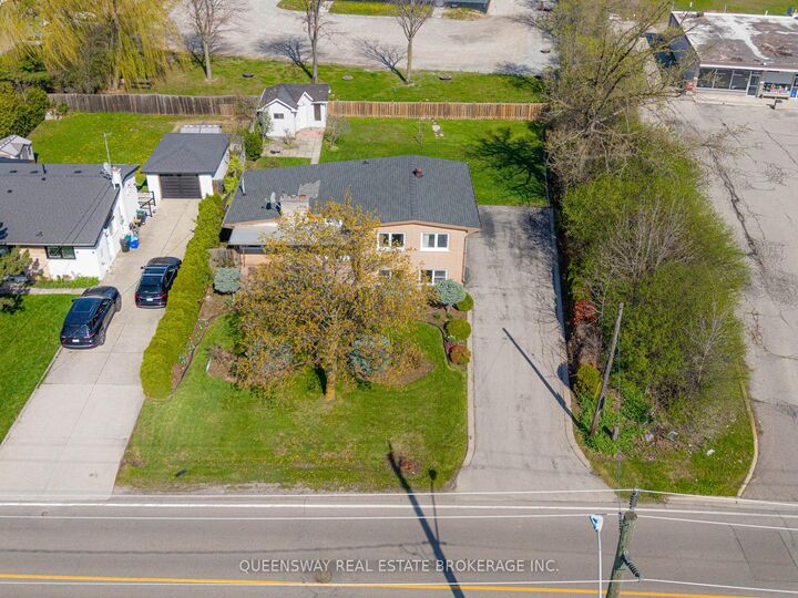 Property Photo: 517 Pinegrove Road ON L6K 2C2