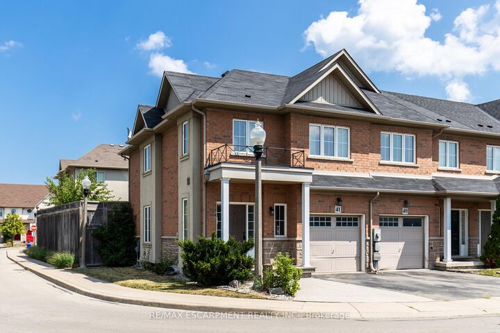 170 Palacebeach Trail 41 — photo 1