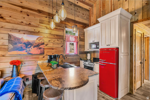 Property Photo: 235 S Lewis Ln UT 84758