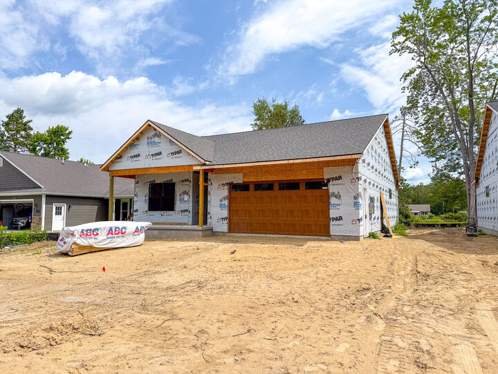 Property Photo: 242 Briesway Court MI 48651