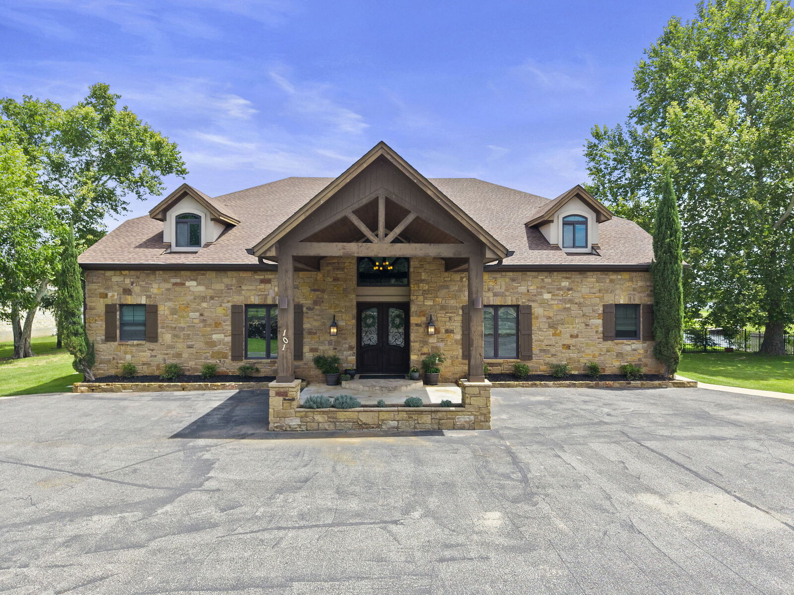 Property Photo:  101 Palm Cove  TX 78609 