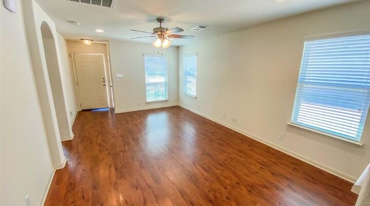 Property Photo: 915 Alamo Plaza Drive TX 78613