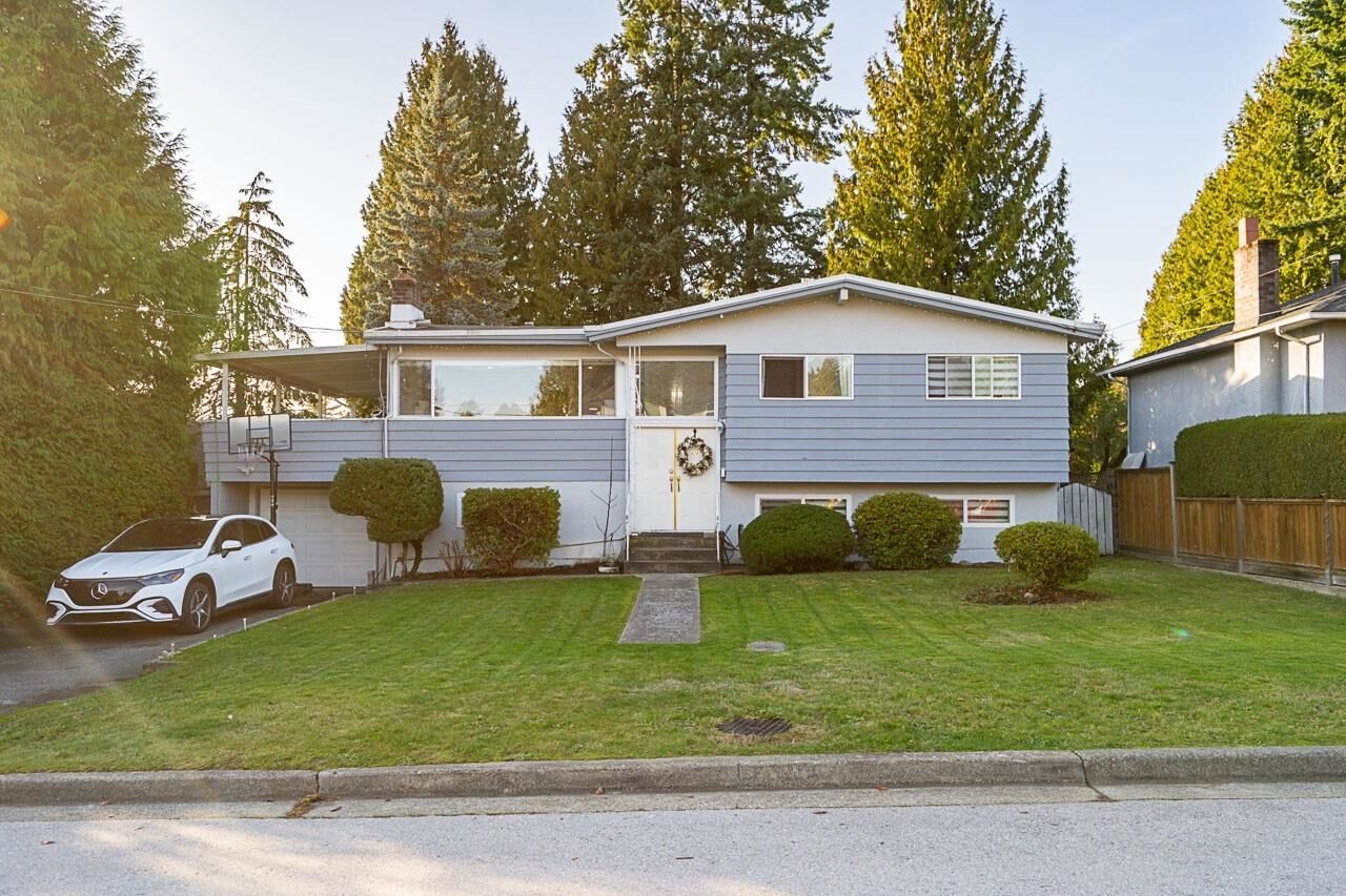 Property Photo: 428 Midvale Street BC V3K 5H5