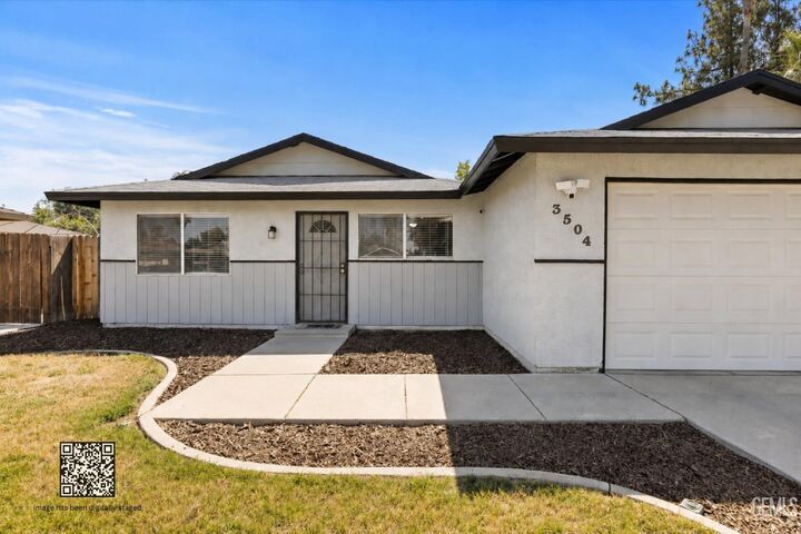 Property Photo:  3504 Parsley Lane  CA 93309 