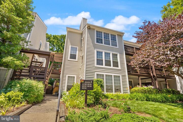Property Photo: 10158 Oakton Terrace Road VA 22124