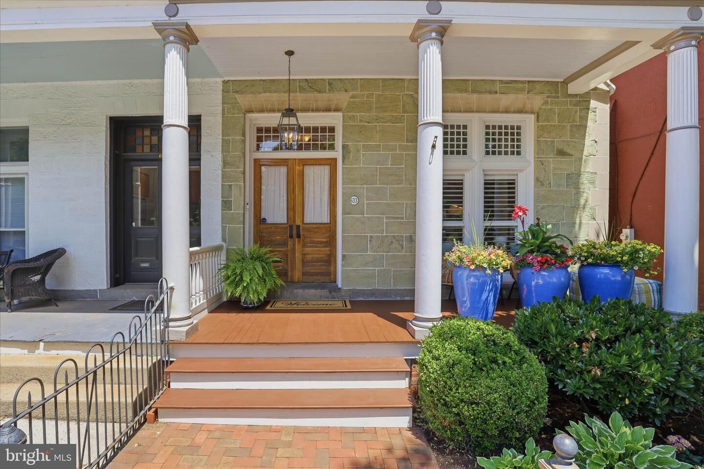 Property Photo:  633 W Chestnut Street  PA 17603 