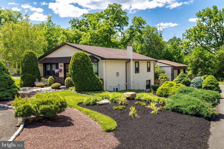 Property Photo:  1790 Twining Road  PA 19090 