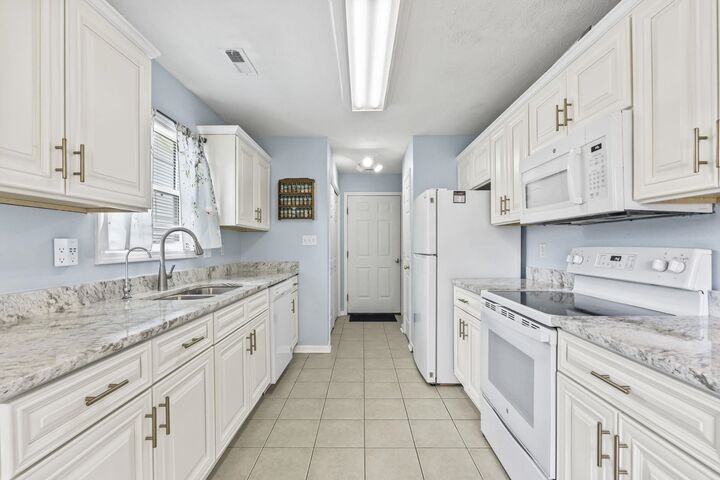 Property Photo:  1004 Autumn Dr.  SC 29576 