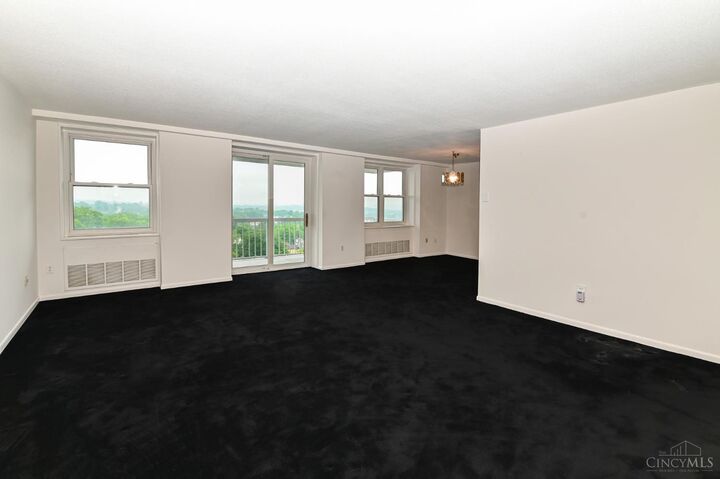Property Photo: 2444 Madison Road OH 45208