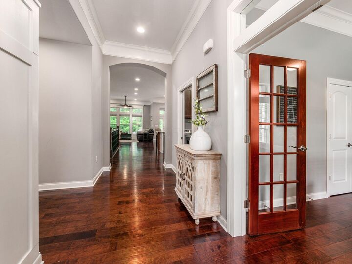Property Photo:  490 Slate Crossing Drive  OH 43015 