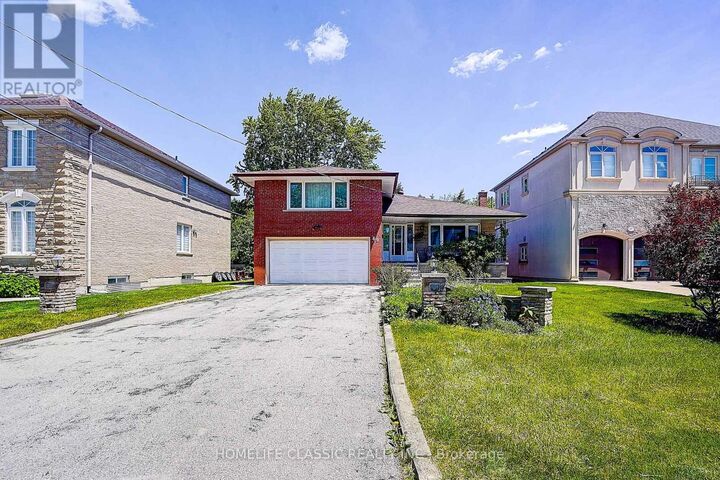 Property Photo:  69 Elm Avenue  ON L4C 6K8 