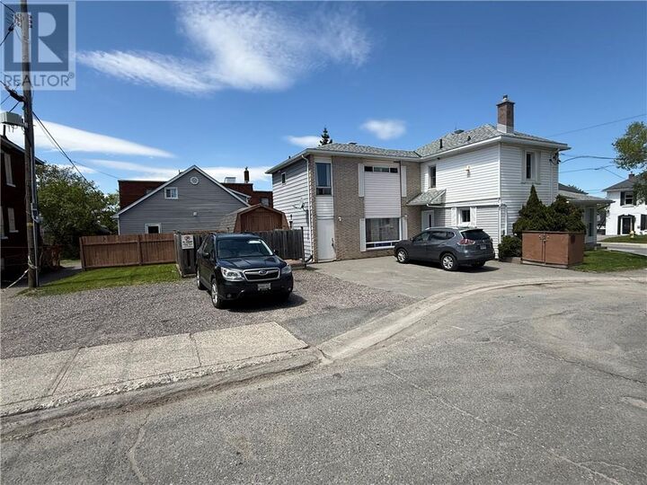 1 Whittaker — photo 1