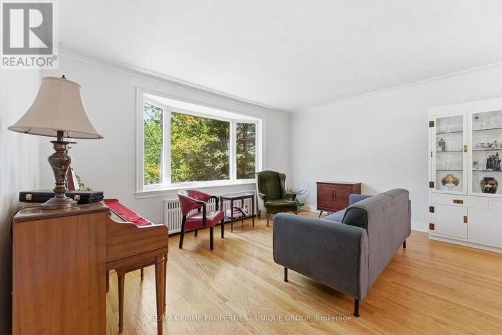 Property Photo:  78 Glen Davis Crescent  ON M4E 1X5 