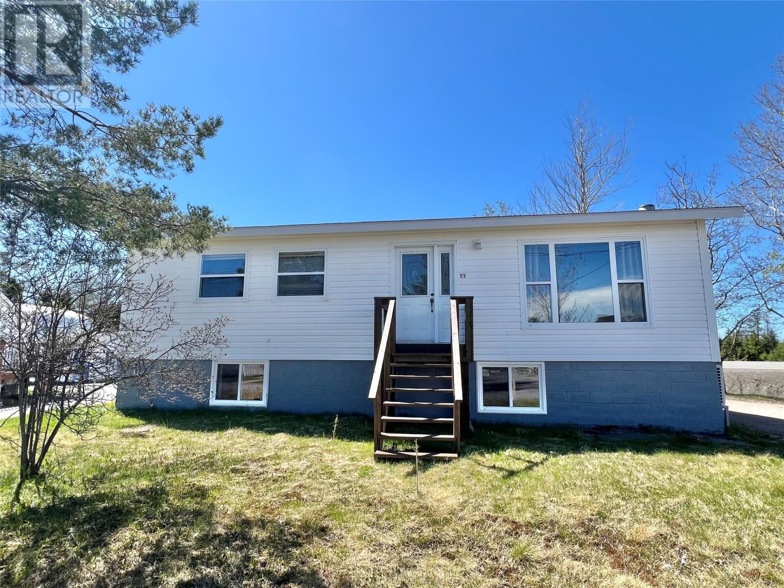 Property Photo: 11 Fourth Avenue NL A0H 1A0