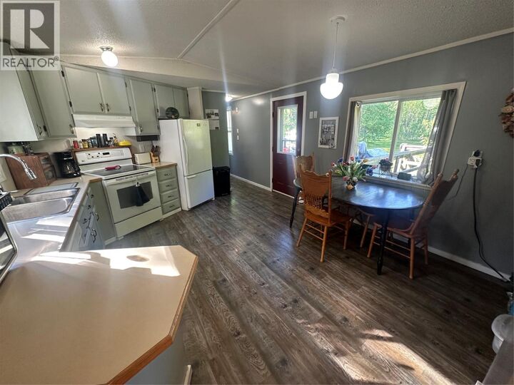 Property Photo: 6766 Dokkie Access Road BC V0C 1J0