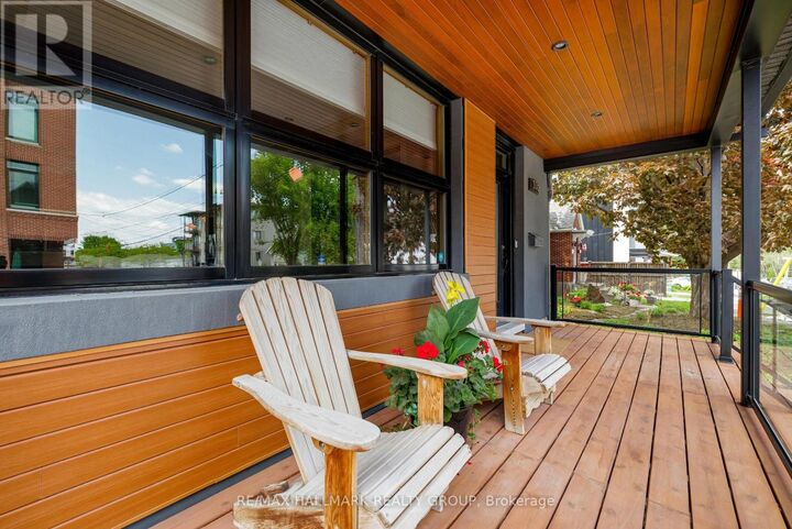 Property Photo:  376 Winona Avenue  ON K1Z 5H7 