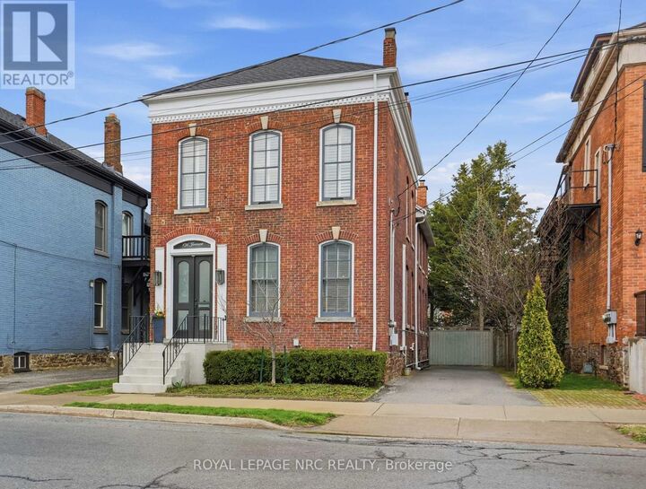 176 James Street — photo 1