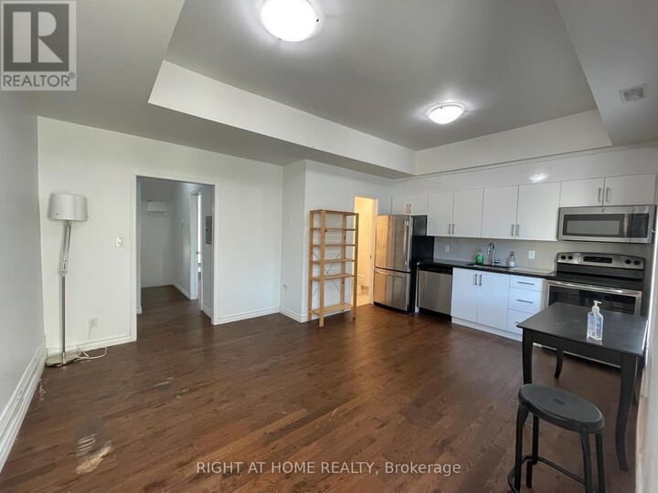 Property Photo:  97 D'Arcy Street 2  ON M5T 1J9 