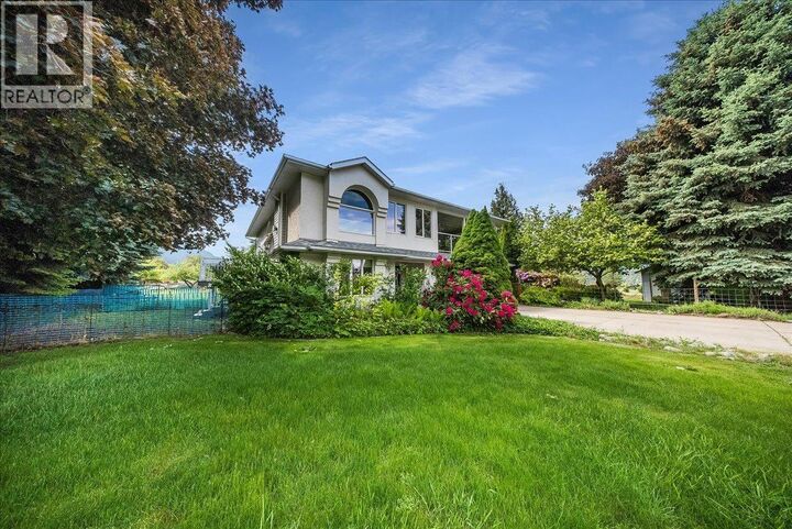 Photo de la propriété: 1545 Columbia Road BC V1N 4L6