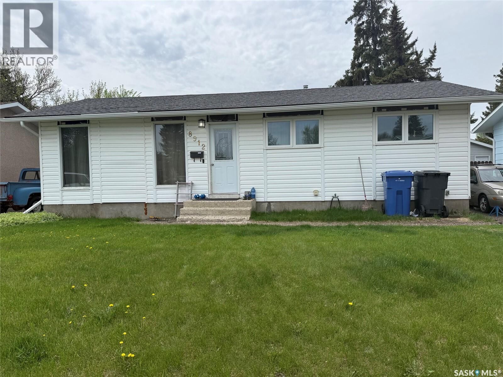 Property Photo:  8912 Deans Crescent  SK S9A 3H7 