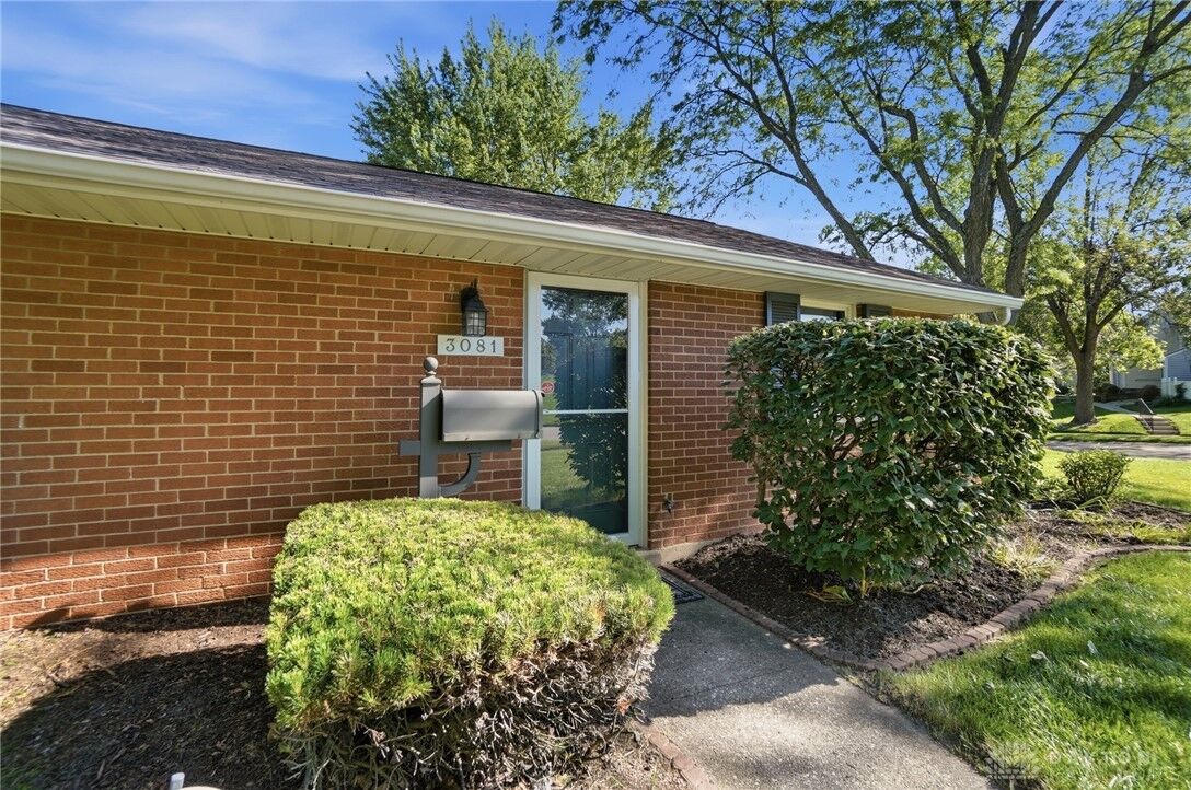 Property Photo:  3081 Viewcrest Place  OH 45420 