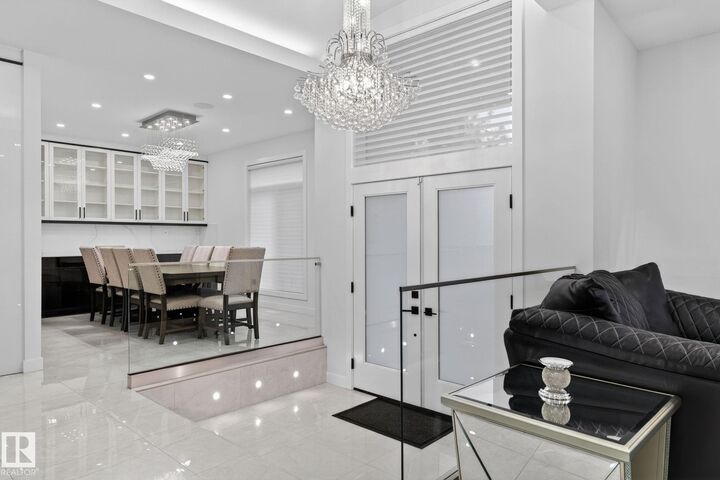 Property Photo: 7304 164 Avenue NW AB T5Z 3Y3