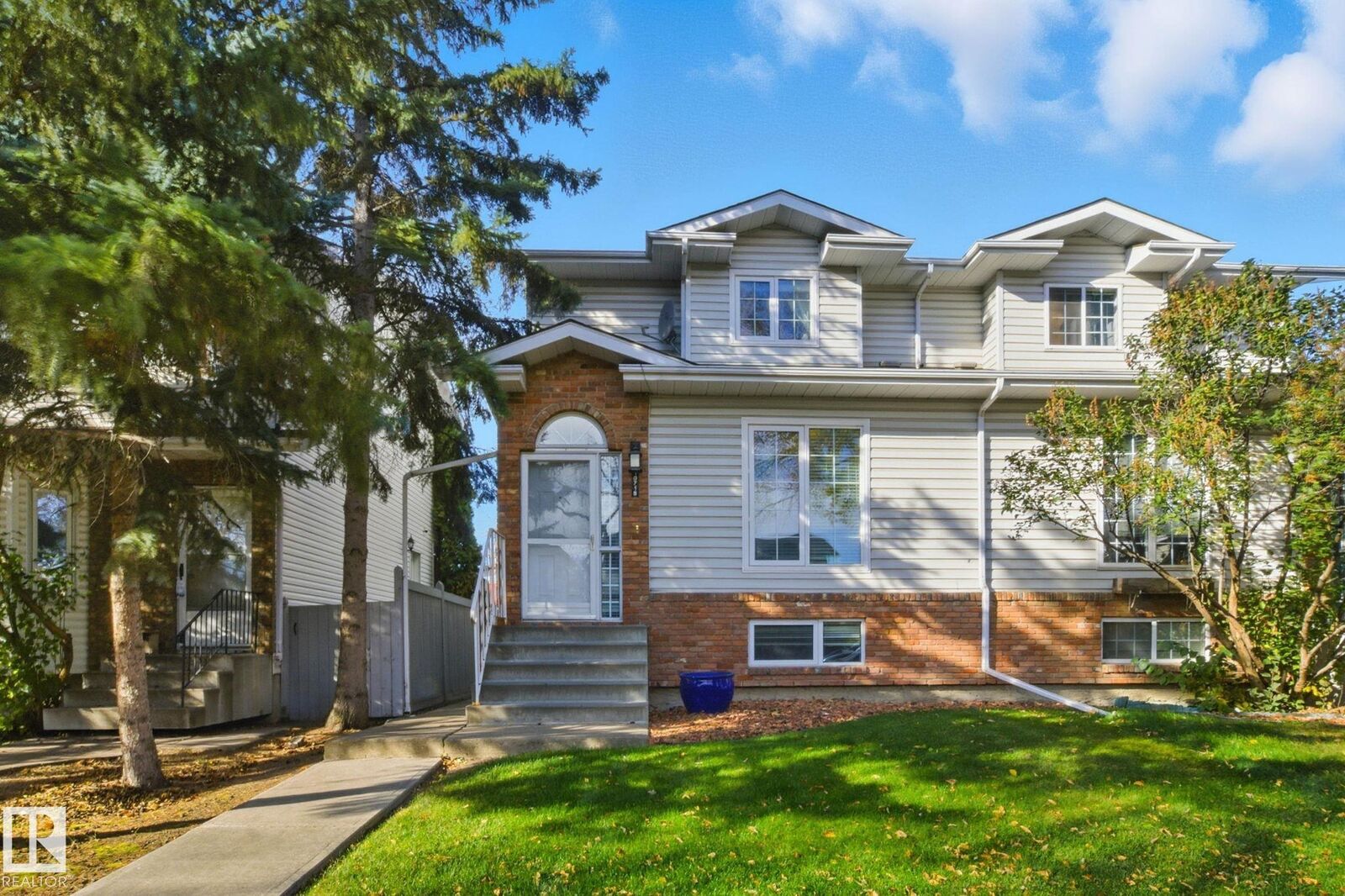Property Photo: 10718 122 Street NW AB T5M 0A3