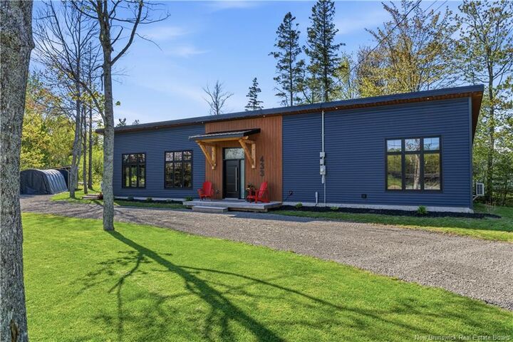 Property Photo:  433 Cornwall Road  NB E4P 1N9 