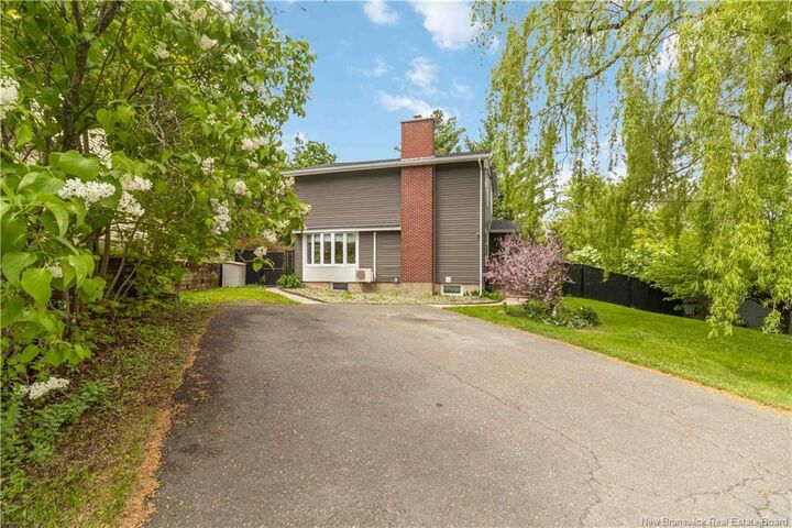 Property Photo:  807 Smythe  NB E3B 3G6 