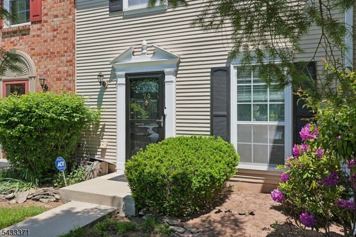Property Photo:  79 Chelsea Ct  NJ 08823 