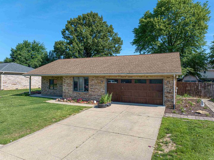 Property Photo:  8800 Idaho Drive  IN 47630 