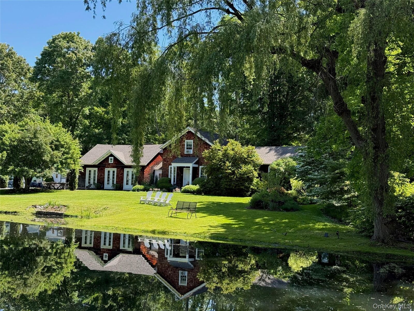Property Photo:  20 Taintor Way  NY 12545 