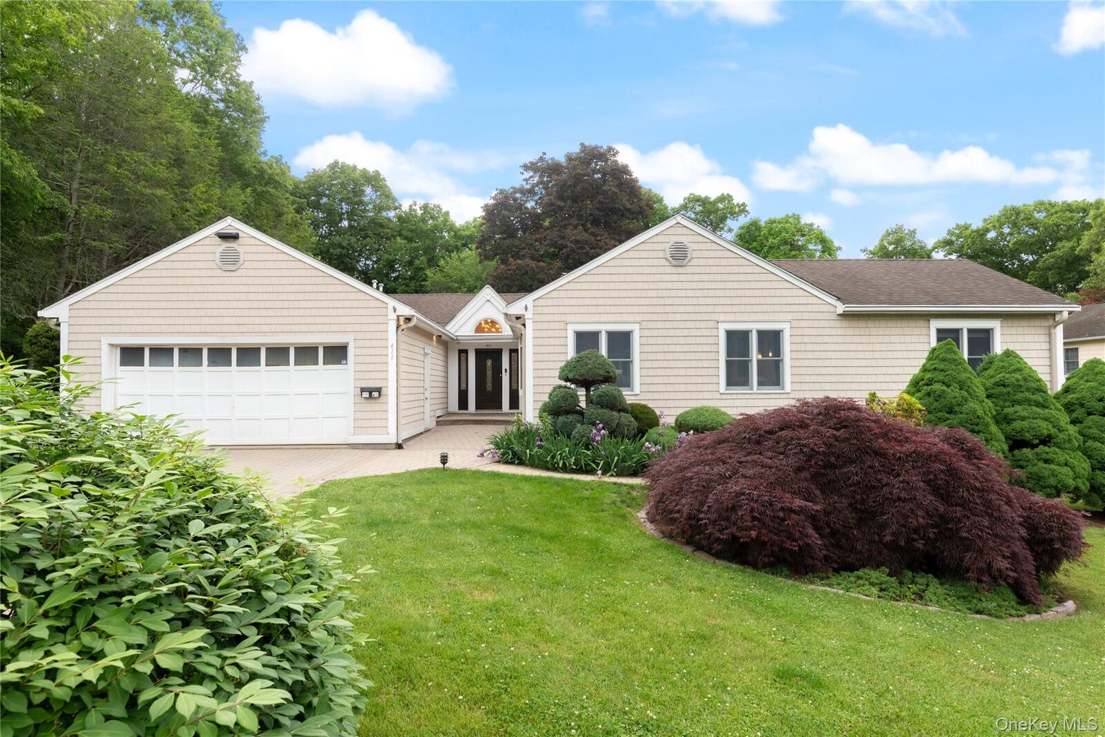 Property Photo:  411 S Chelsea Road  NY 10603 