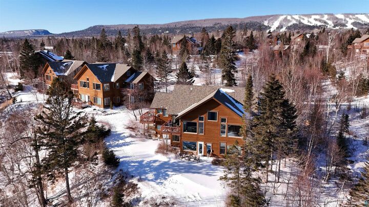 Property Photo: 504-506 Poplar River Rd 505 MN 55612