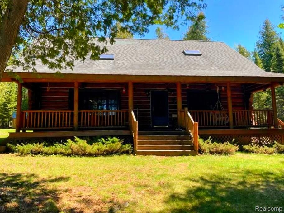 Property Photo:  2995 S Lakeshore Drive  MI 49775 5035 