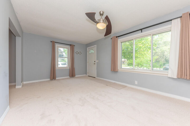 Property Photo: 576 Allen Road MI 48160