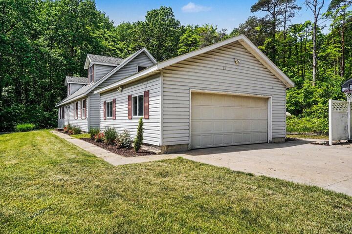 Property Photo: 3250 Arbor Lane MI 49419