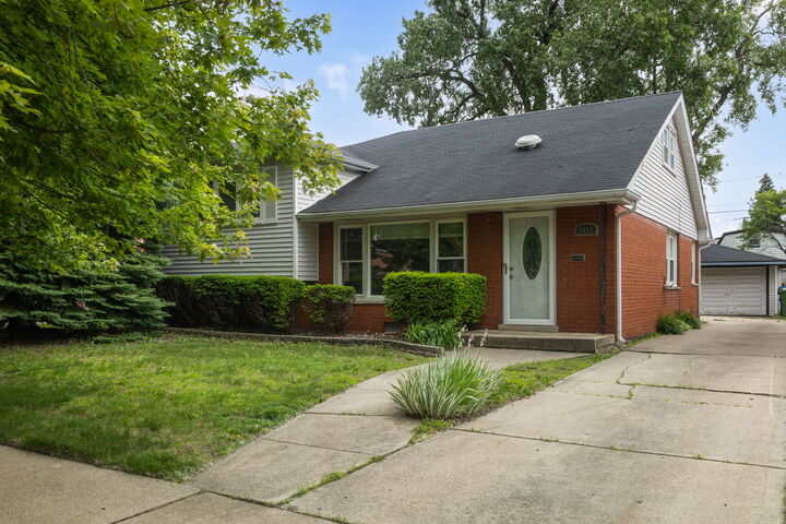 Property Photo:  4821 W 105th Street  IL 60453 