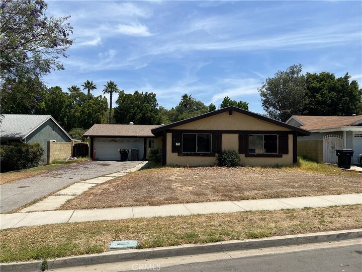 Property Photo:  3441 Crownsworth  CA 92879 